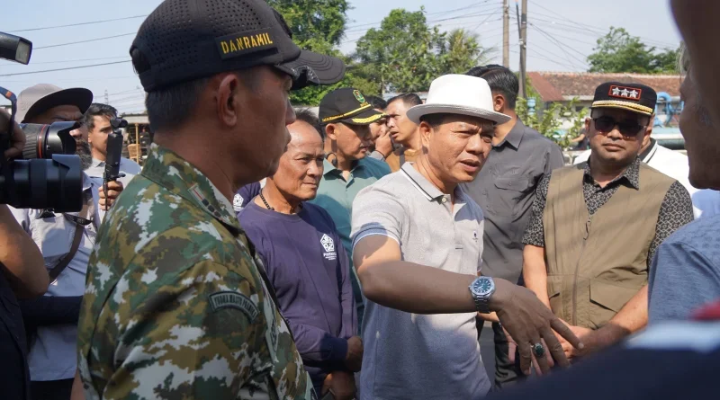 Bupati Bandung Soroti Jalan Pinggir Sungai, Ajak Bina Marga Percepat Penanganan
